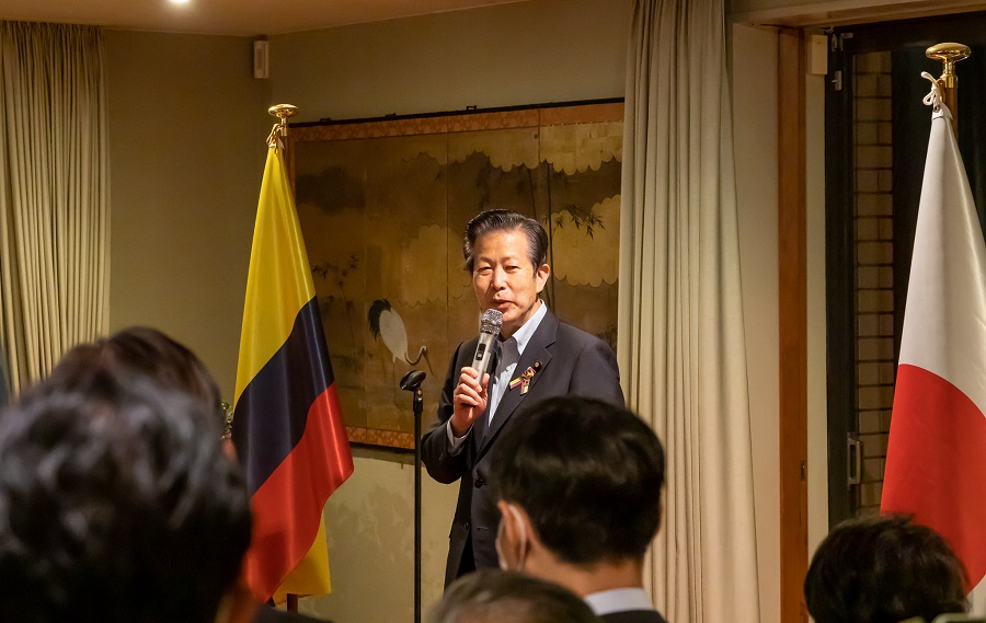 Mr. Natsuo Yamaguchi (Advisor to the Japan-Columbia Parliamentary Friendship League)