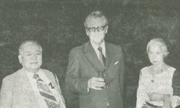 Wally Shibata, Ladislav Weidinger, counselor of the Czechoslovakian Embassy, and Seiko Shibata.