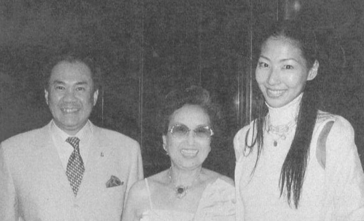 Dr. Andy, Grace Saito, Miss Universe Japan 2000 Mayo Endo