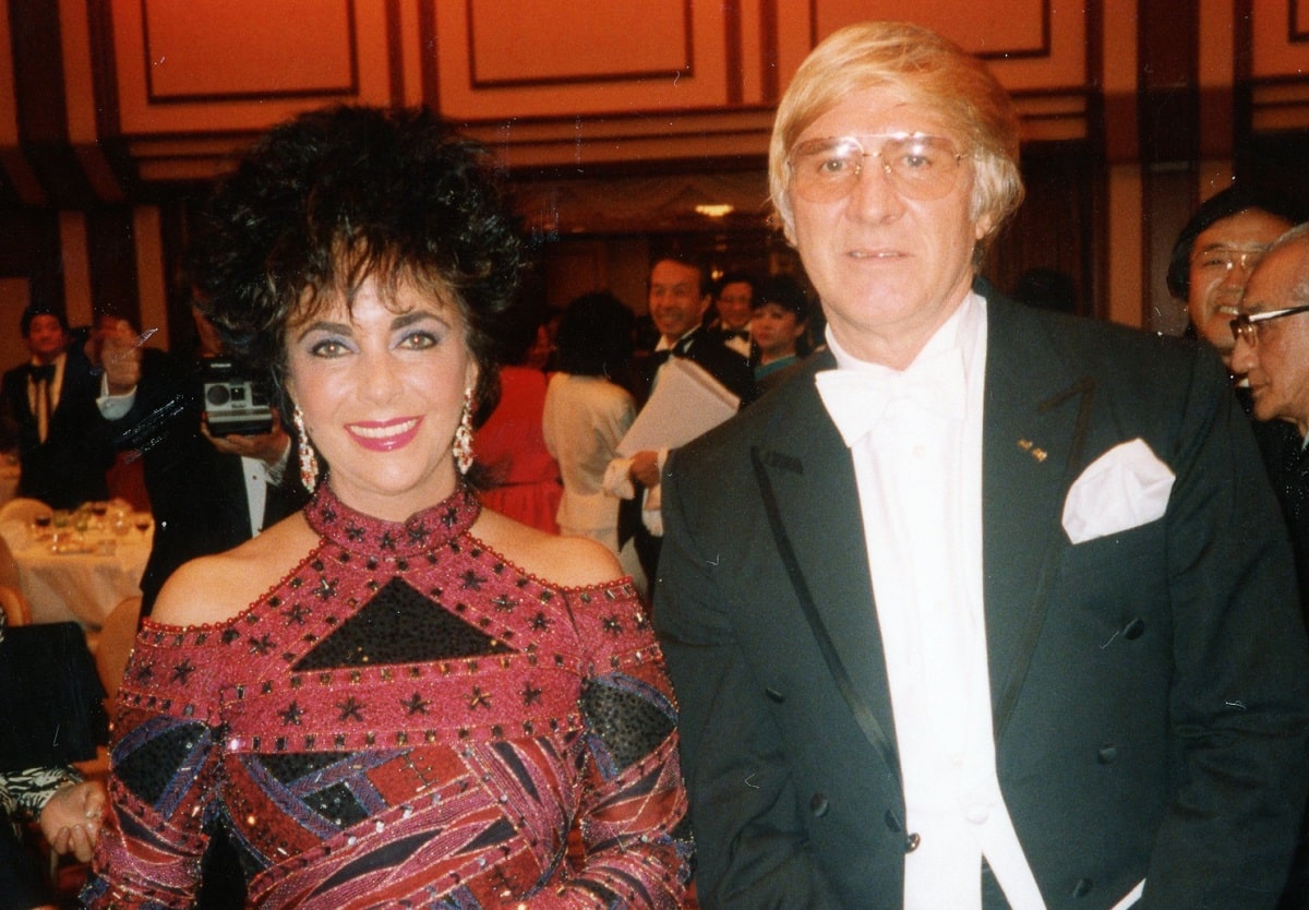 Elizabeth Taylor and Bill Hersey at a gala dinner in Tokyo