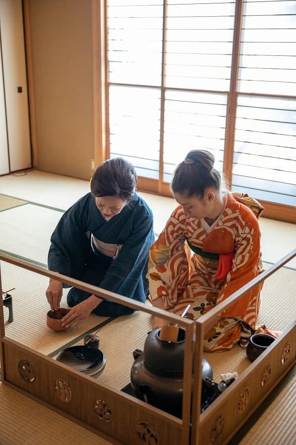 Japanese woman preparing tea