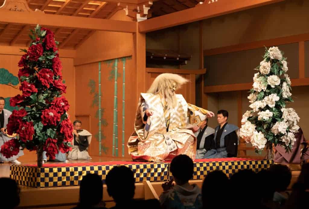 noh theatre tokyo