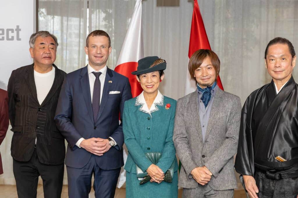 Kengo Kuma and HIH Princess Takamado