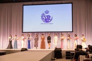 The Main Ambassadors of Day 1 with celebrity guests – Mrs Earth Japan 2021