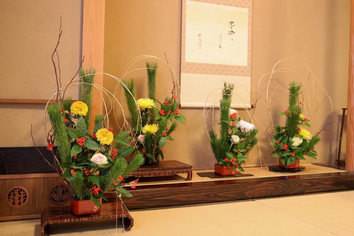 Ikebana flower arrangement