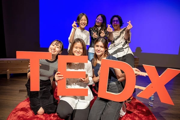 Robert McGuinness Leading TEDxNiiza by Hersey Shiga