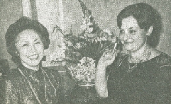 Etsuko Hattori and Noha Abdullah, wife of Kuwaiti Ambassador at Turkish embassy.