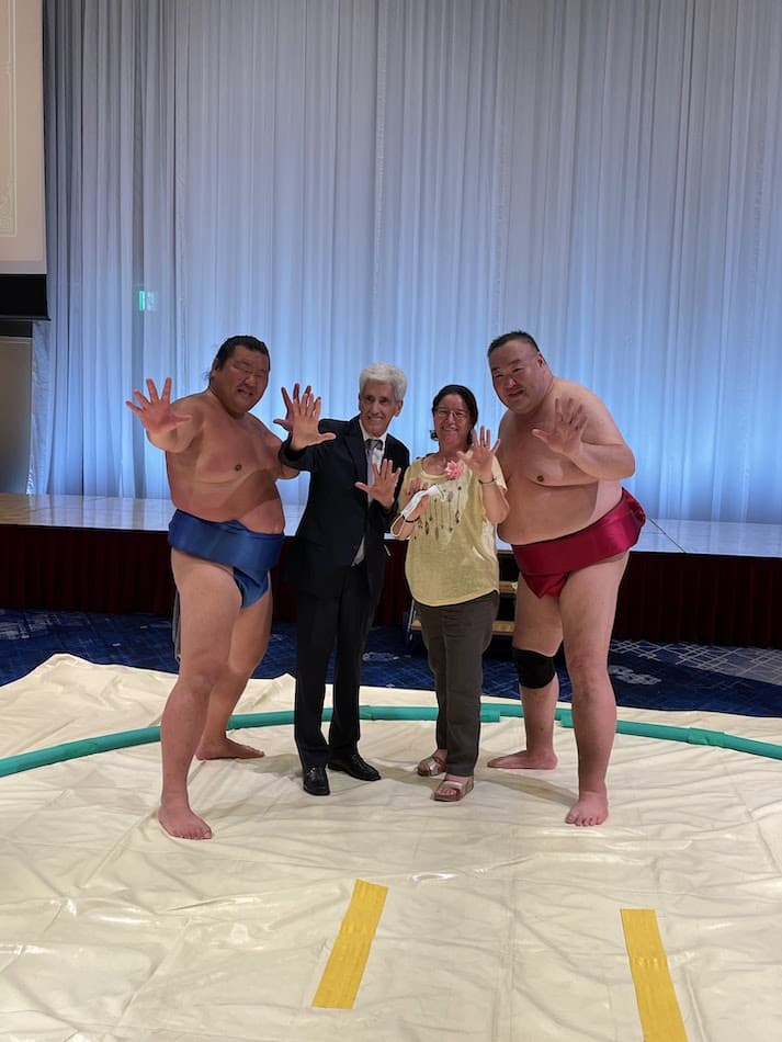 H.E. Mr. Larbi KATTI, the Algerian Ambassador to Japan with SUMO wrestlers.