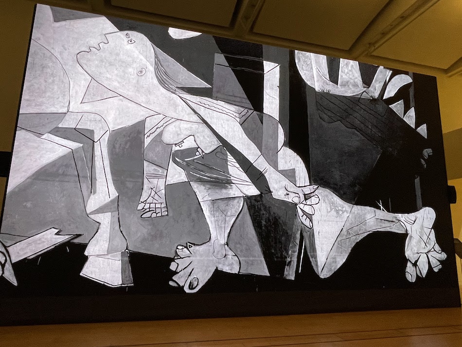 [Guernica has arrived! A powerful 8K video space] Held at NTT InterCommunication Center [ICC] in Shinjuku