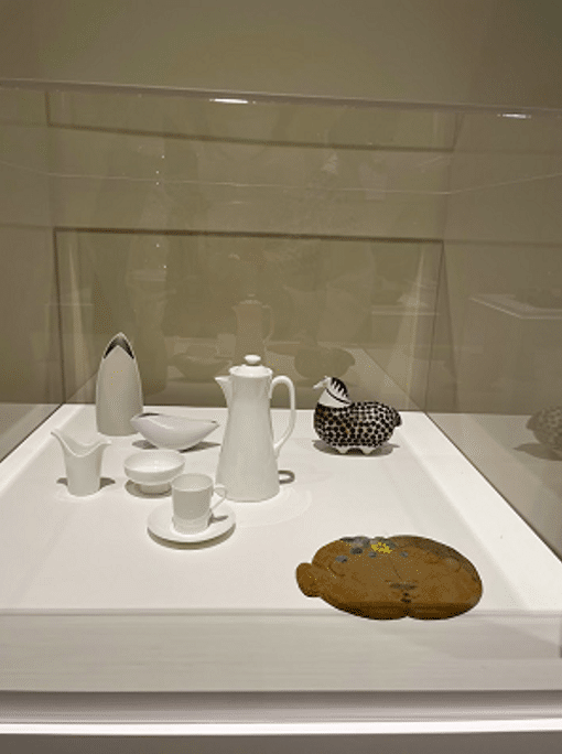 A ceramic plate named "Ginger Cookies"(Front)  by ceramic artist Stig Lindberg 