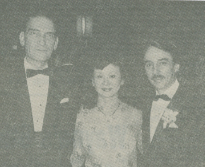 Colombian Ambassador Gus-tavo Ordonez, the bride—the former Sayoko Hasegawa—and the groom Jorge II. Osorio