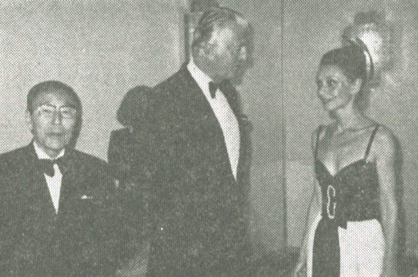 Above left: Daimaru President Yaziro Igari, the host famed designer Hubert de Givenchy and special guest of honor, international film favorite Audrey Hepburn. 
