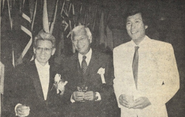 Banjiro Uemura, President of Tohokushinsha, actor-singer Jerry Ito and actor Takita Sakae.