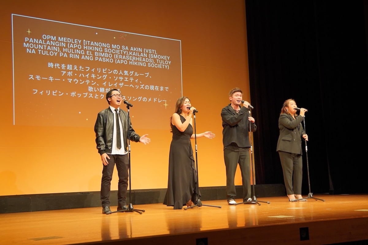 Syncho, a group of Filipino working professionals based in Japan. Composed of Filipino working professionals Roanne Fernandez, RD Fernandez, Alex Alano and Sarce L Junior, performed a medley of all-original Filipino music.