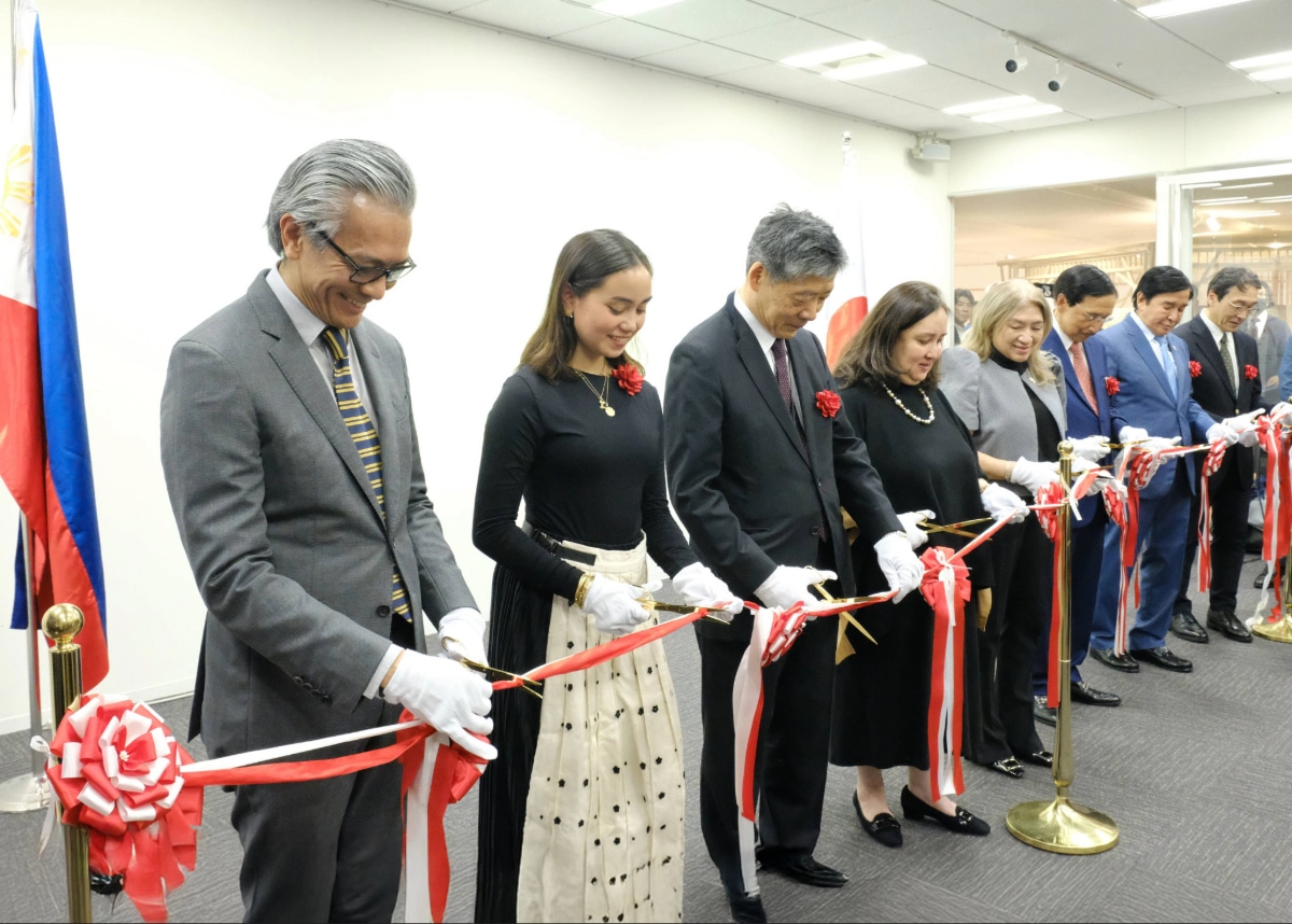 A wide shot of the ceremonial ribbon-cutting at the Tokyo Midtown Design Hub, featuring DTI Commercial Counselor Dita Angara-Mathay among Philippine and Japanese officials.