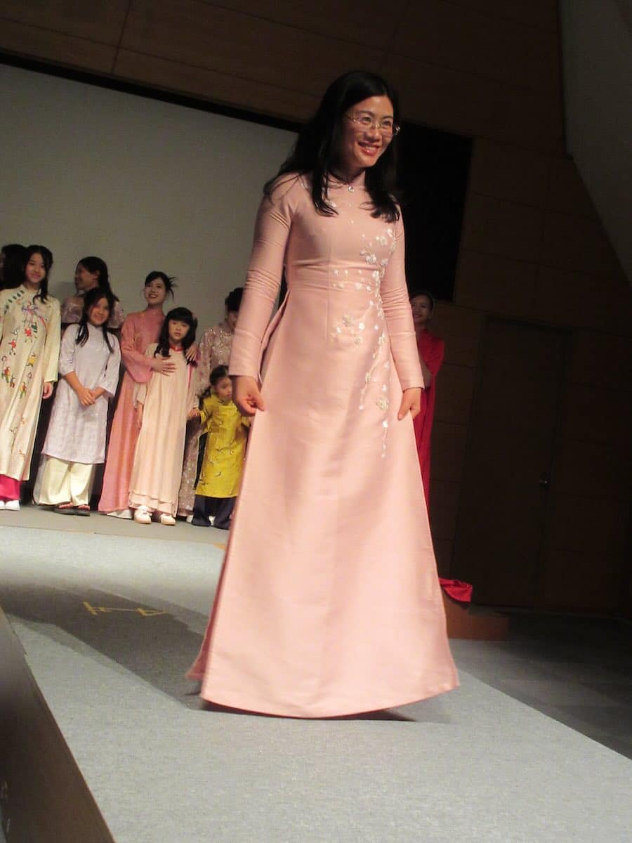 Vietnamese Ao Dai Shines in Tokyo Fashion Show Celebrating Cultural Heritage