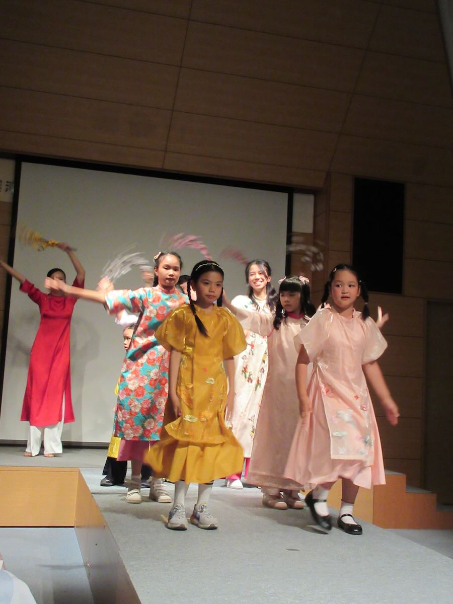 東京で蘇るベトナムの美──アオザイが魅せる華麗な民族衣装ファッションショー Vietnamese Ao Dai: History, Meaning, and Fashion Evolution