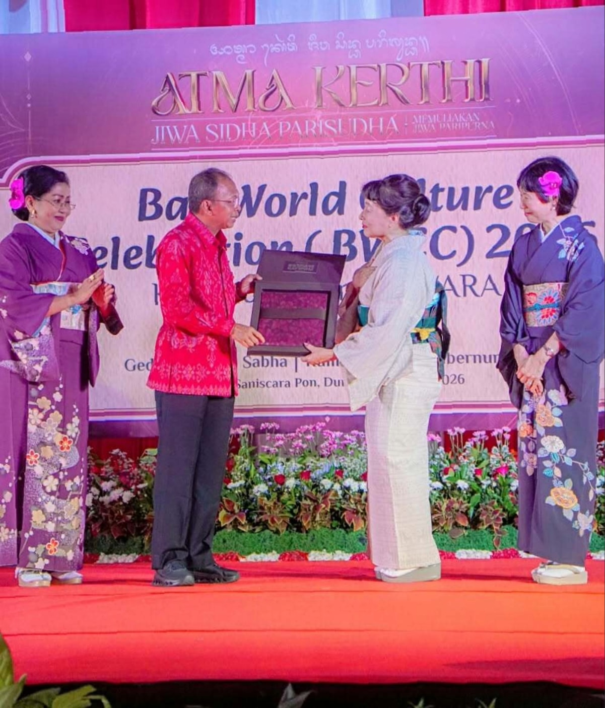Award ceremony honoring Indonesia-Japan kimono and batik collaboration at Bali Arts Festival 2026