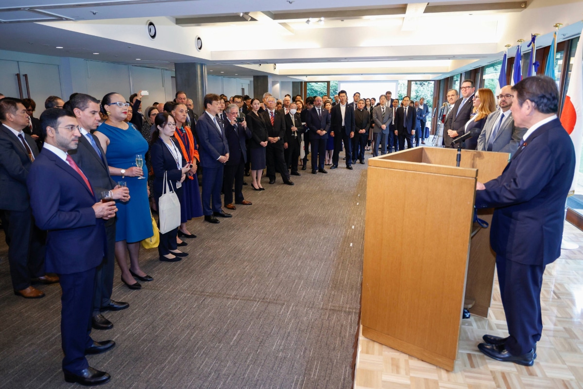 Guests gather as a speaker addresses the audience at the Central American independence anniversary reception at the International House of Japan